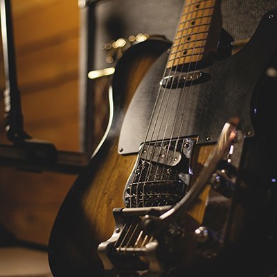 Electric guitar